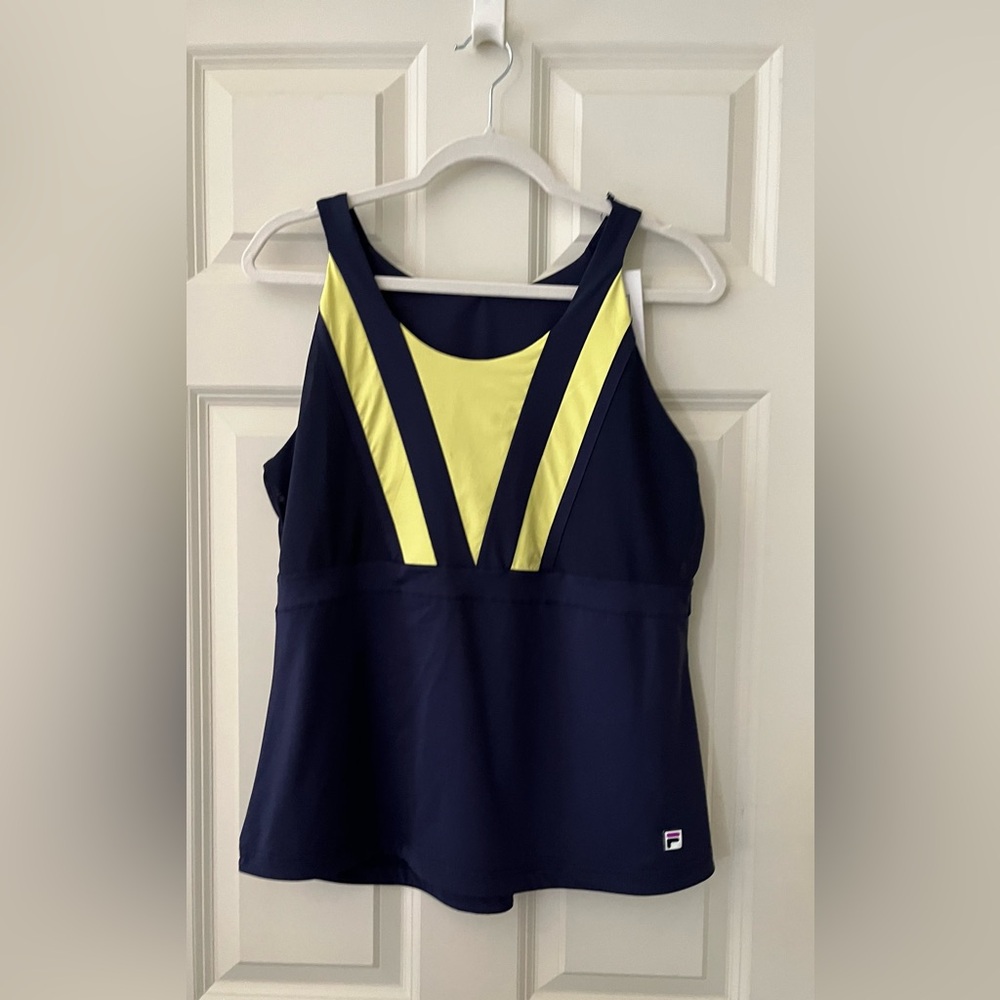 NWT Women’s Fila Alleys Tank top UV protection moisture wicking Tennis size XL